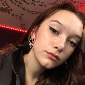 Meet your Posher, Marina